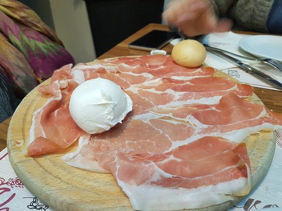 Pane Vino E San Daniele